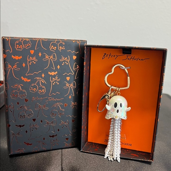 Betsey Johnson | Iridescent Ghost w/ Pearl/Gem Tassel Bag Charm - Picture 1 of 10